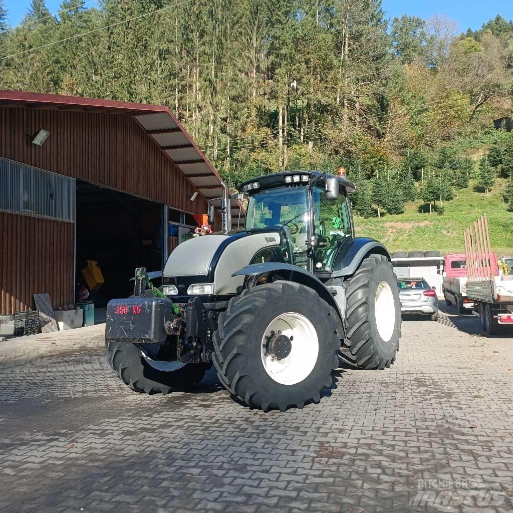 Valtra S 230-4 الجرارات