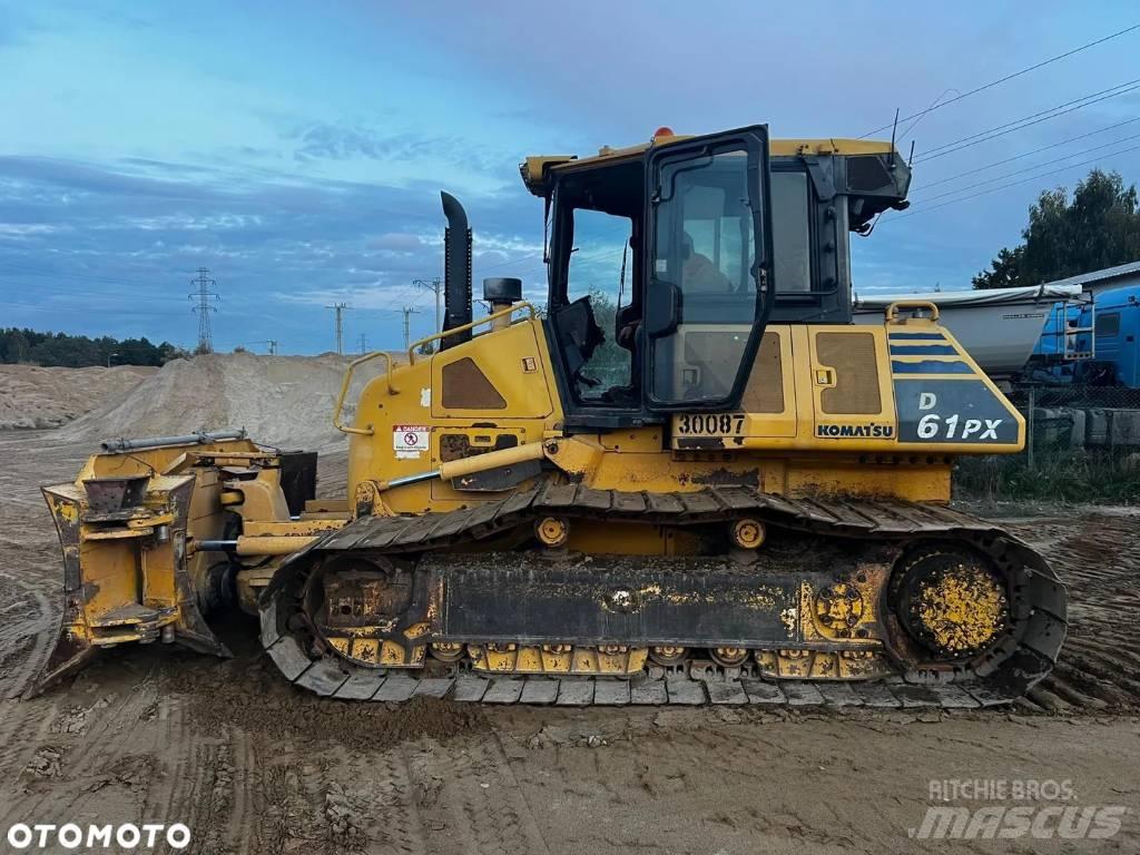 Komatsu D 61 PX-23 بلدوزرات مجنزرة