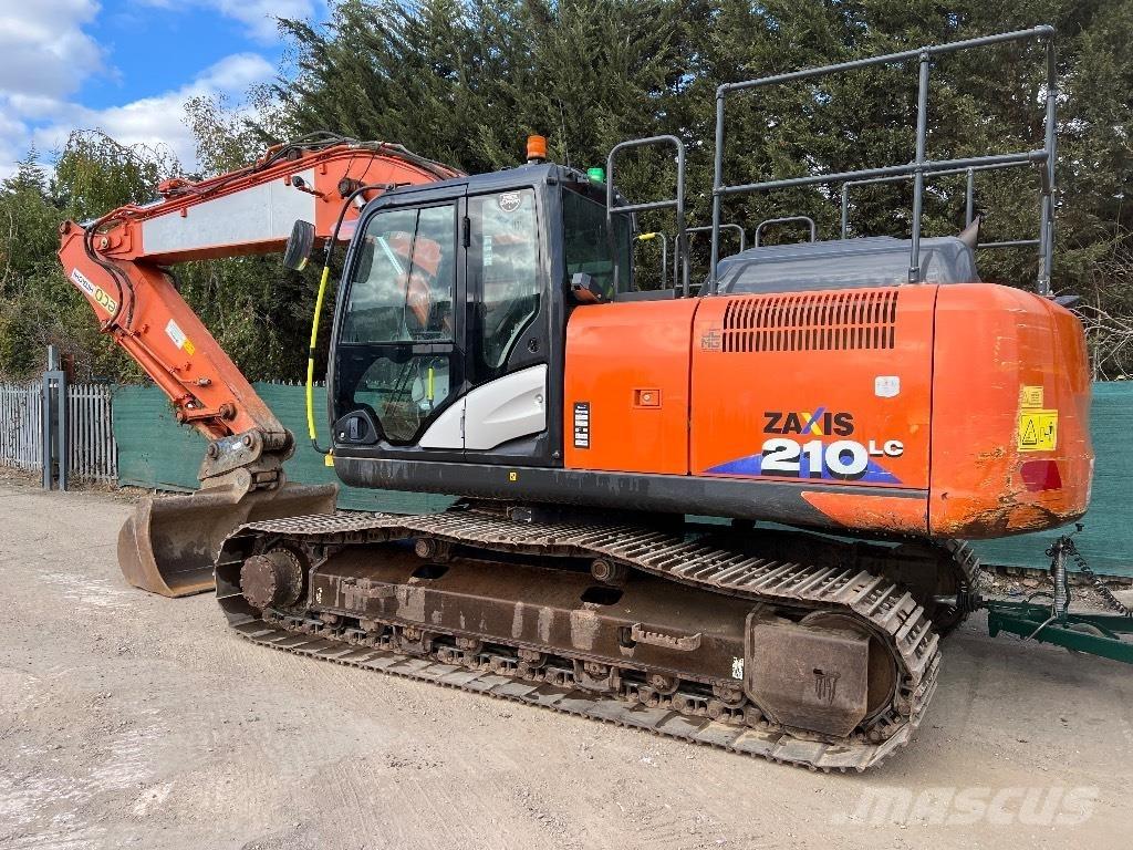 Hitachi zx210-6 حفارات زحافة