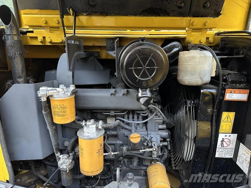 Komatsu PC56-7 حفارات صغيرة أقل من 7 طن (حفارات صغيرة)