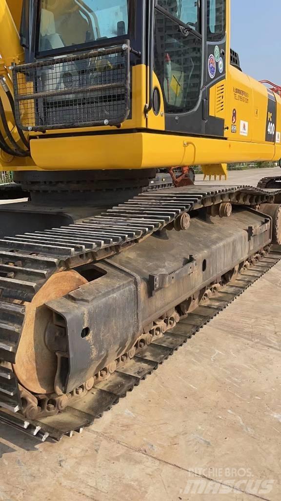 Komatsu PC 400 LC-8 حفارات زحافة