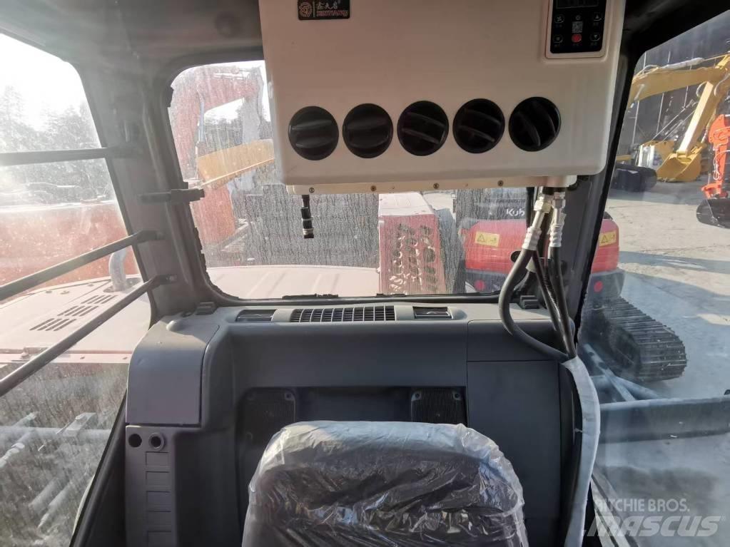 Hitachi ZX 70 حفارات وسط 7 طن - 12 طن