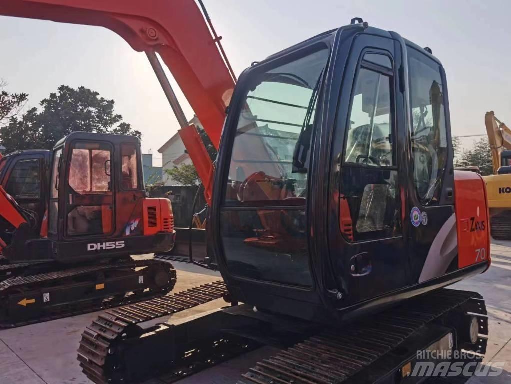 Hitachi ZX 70 حفارات وسط 7 طن - 12 طن