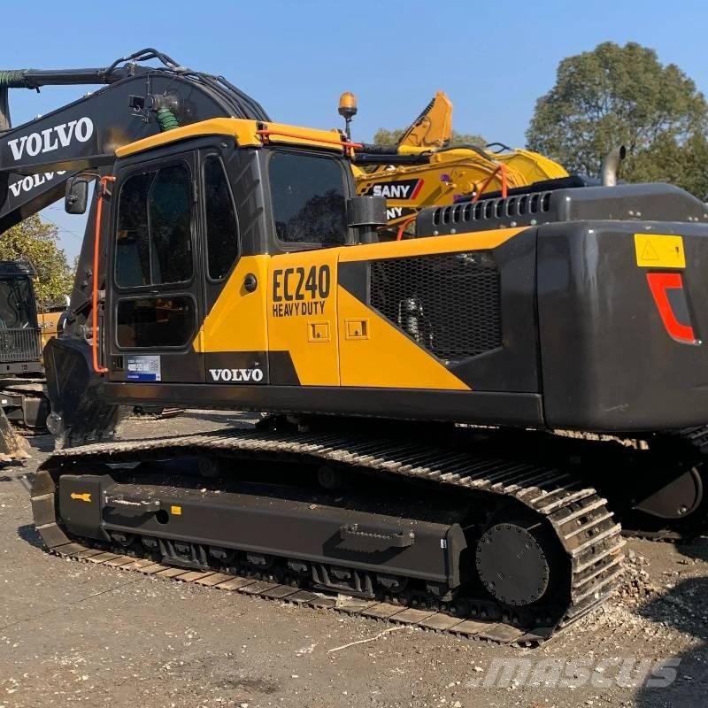 Volvo EC 240 حفارات زحافة