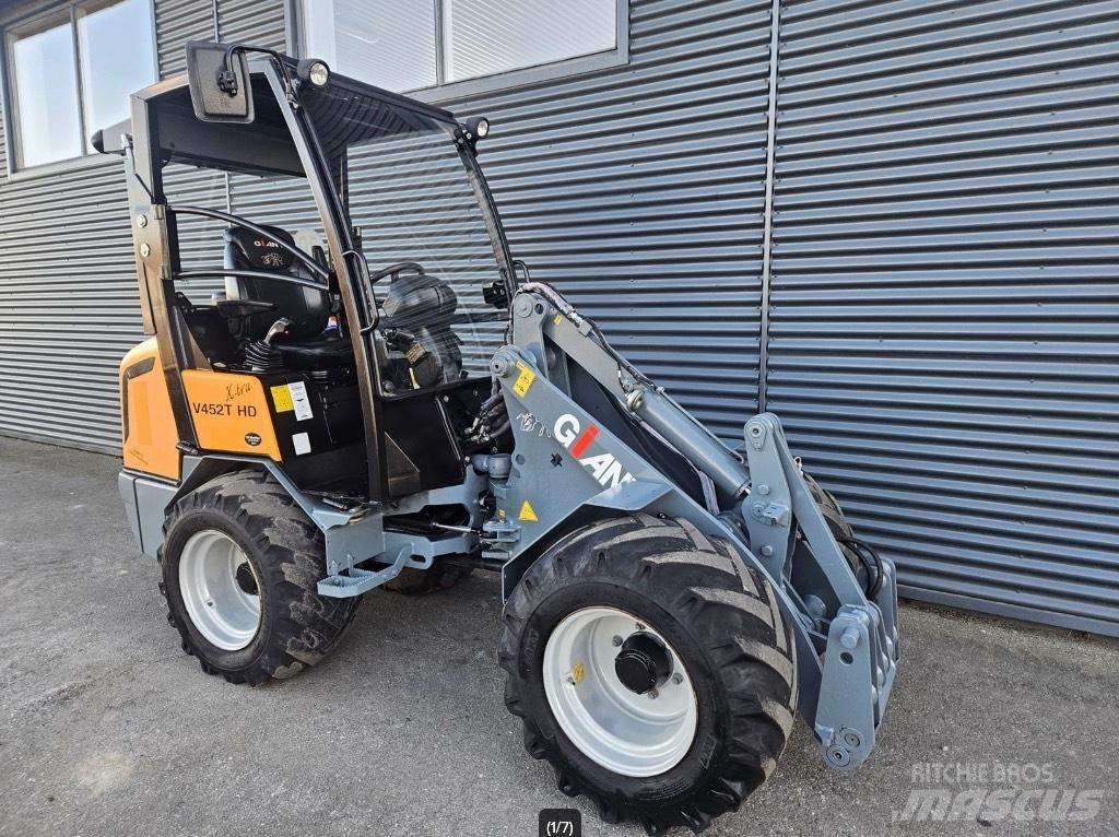 GiANT v452t hd x-tra لوادر صغيرة