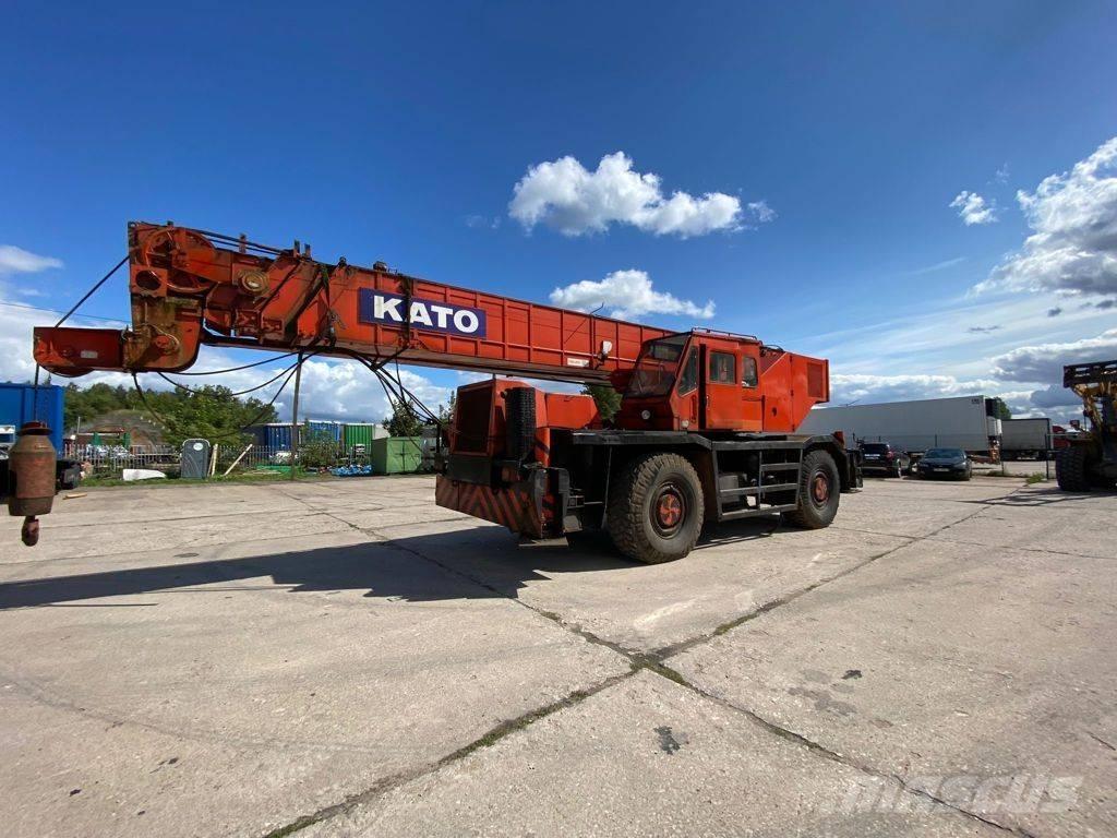 Kato KR 500 رافعات الطرق الوعرة