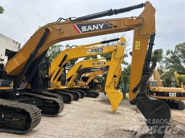 Sany SY 215 C-9 حفارات زحافة