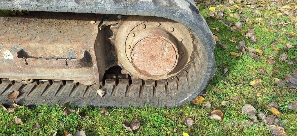 Kobelco E 70 SR حفارات زحافة