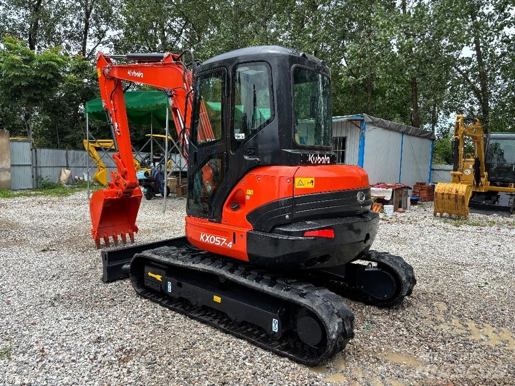 Kubota KX 057-4 حفارات صغيرة أقل من 7 طن (حفارات صغيرة)