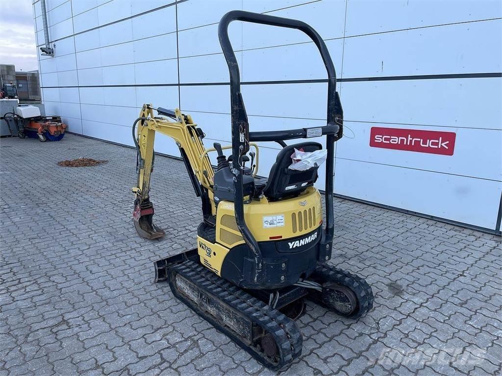 Yanmar VIO12 حفارات بعجل