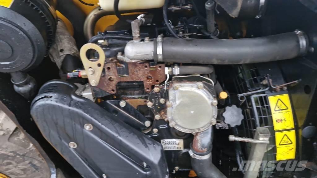 JCB 540-170 مناولات متداخلة