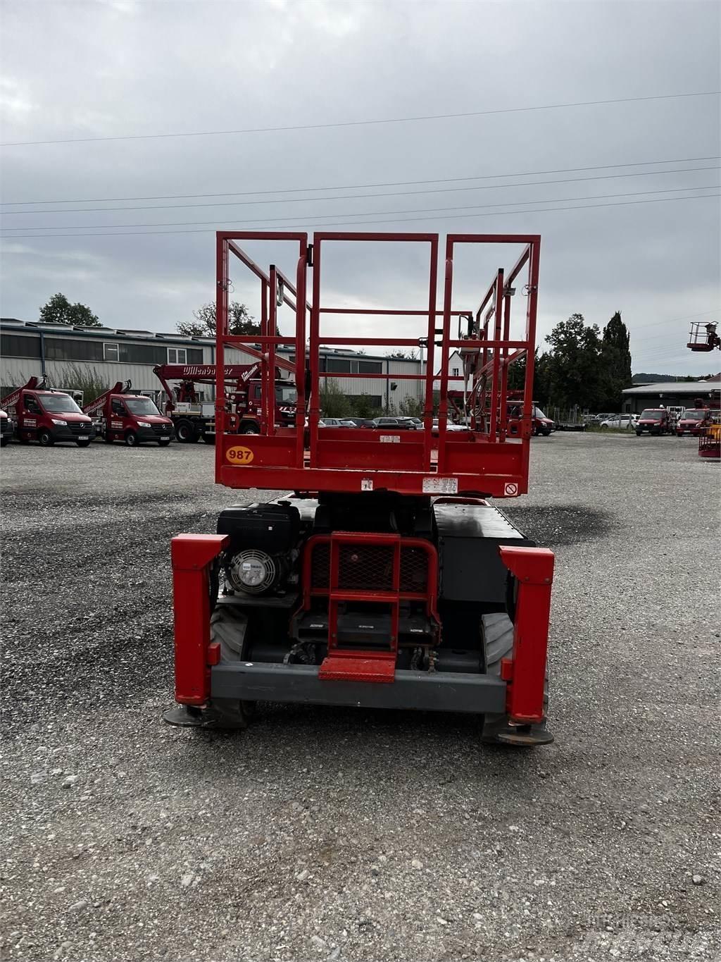 SkyJack SJ 6832 RTE رافعات مقصية الشكل
