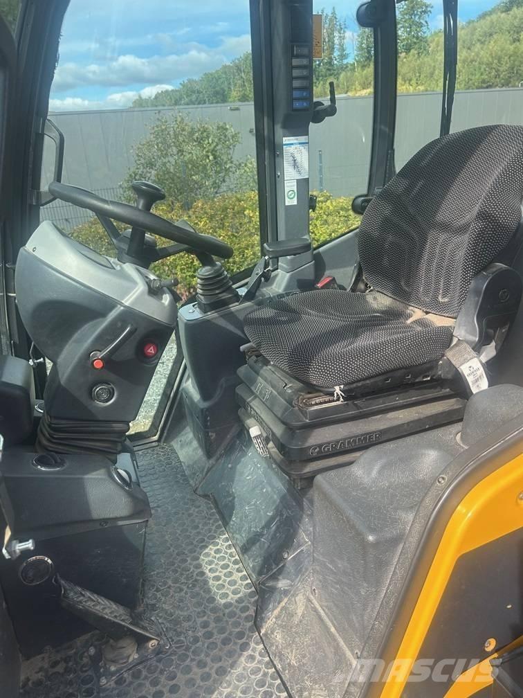 Schäffer 5470 Z لوادر بعجل