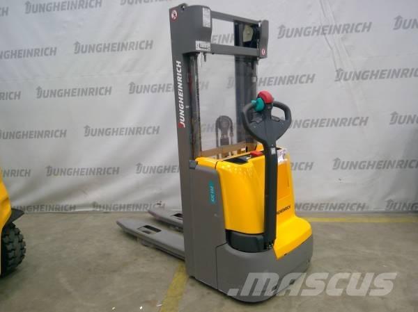 Jungheinrich EJC 112 معدات التكديس الجوالة