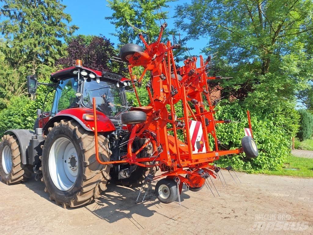 Kuhn GF 8702 مكابس وميبسات التبن
