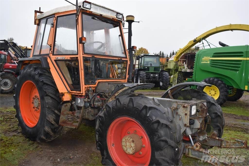 Fendt 380 GTA الجرارات