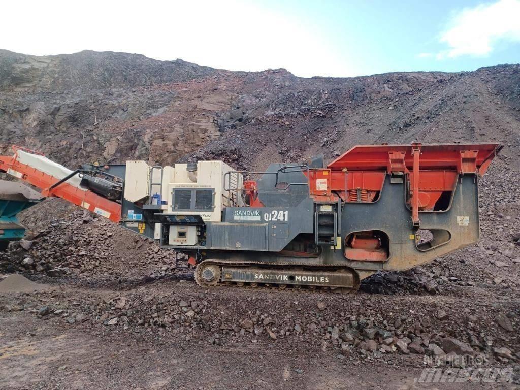 Sandvik QJ241 الكسارات المتنقلة