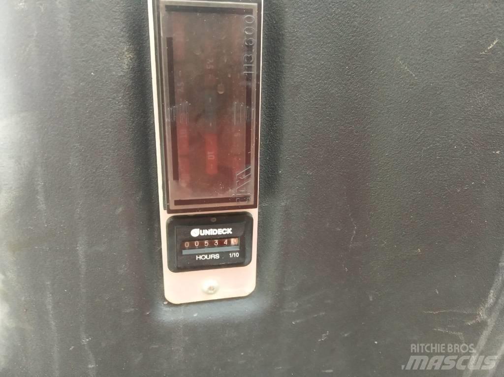 Ausa D 150 AH G عربات نقل قلابة للمواقع