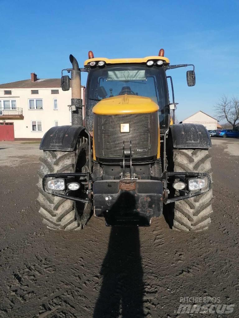 JCB Fastrac 8250 الجرارات