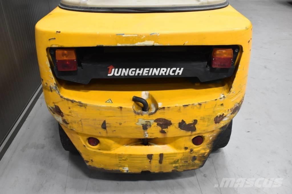 Jungheinrich DFG 435 شاحنات الديزل