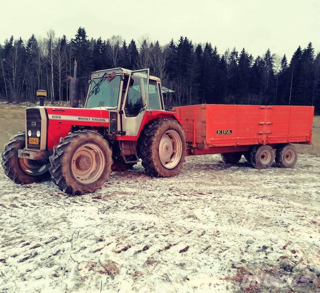 Massey Ferguson 699 الجرارات