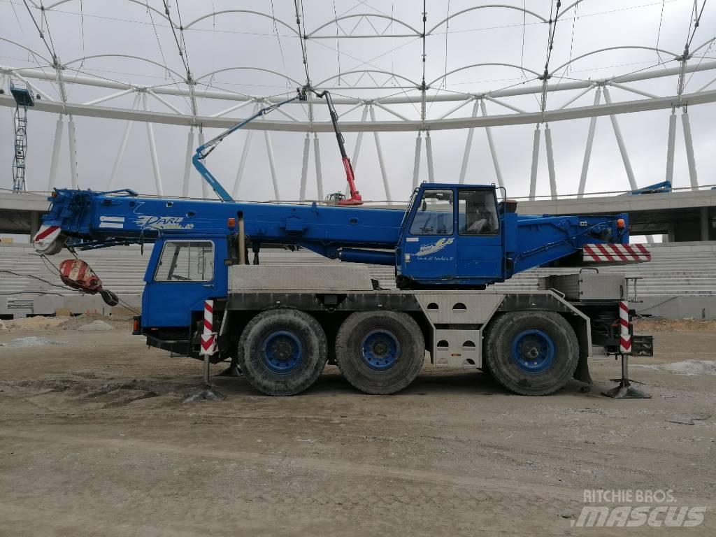 Liebherr LTM 1035 رافعات صالحة لكل أنواع الطرق