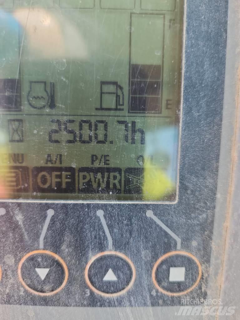 Hitachi ZX 48 US-5 A حفارات صغيرة أقل من 7 طن (حفارات صغيرة)