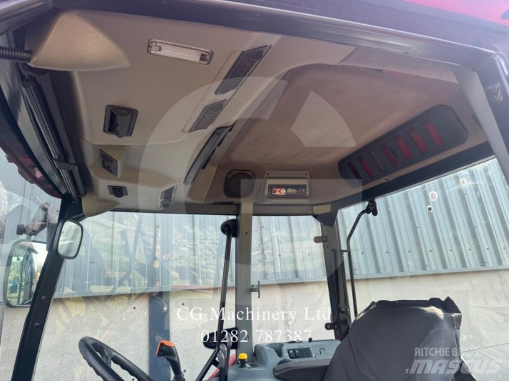McCormick MC 100 الجرارات
