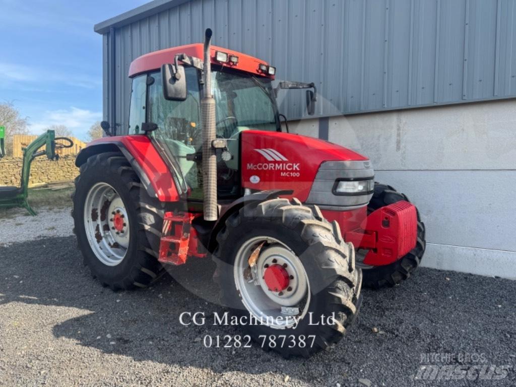 McCormick MC 100 الجرارات