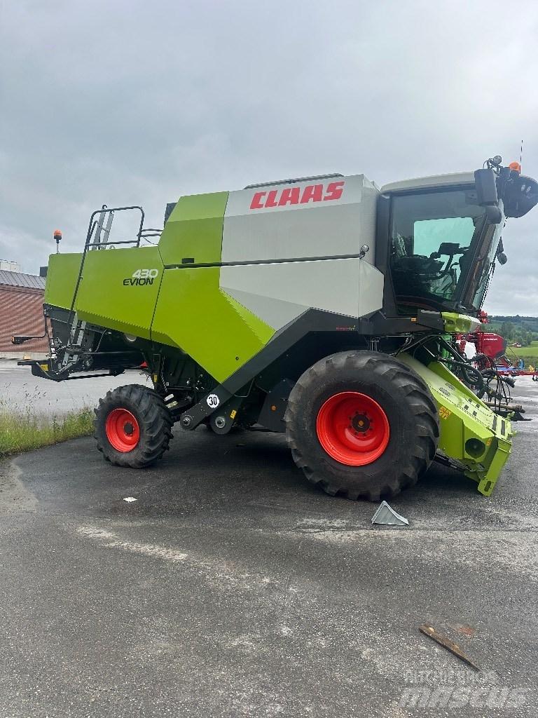 CLAAS Evion 430 حصادات
