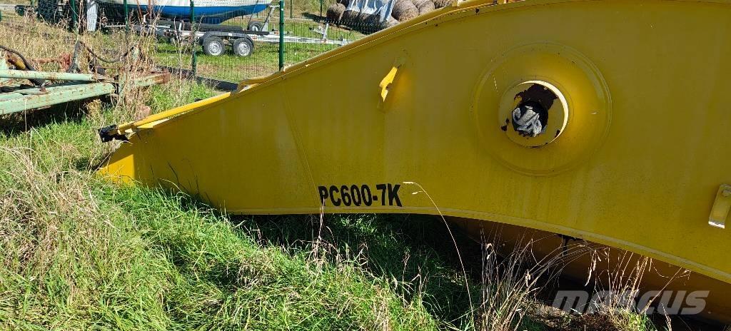 Komatsu PC 600-7K أذرع الغطاس