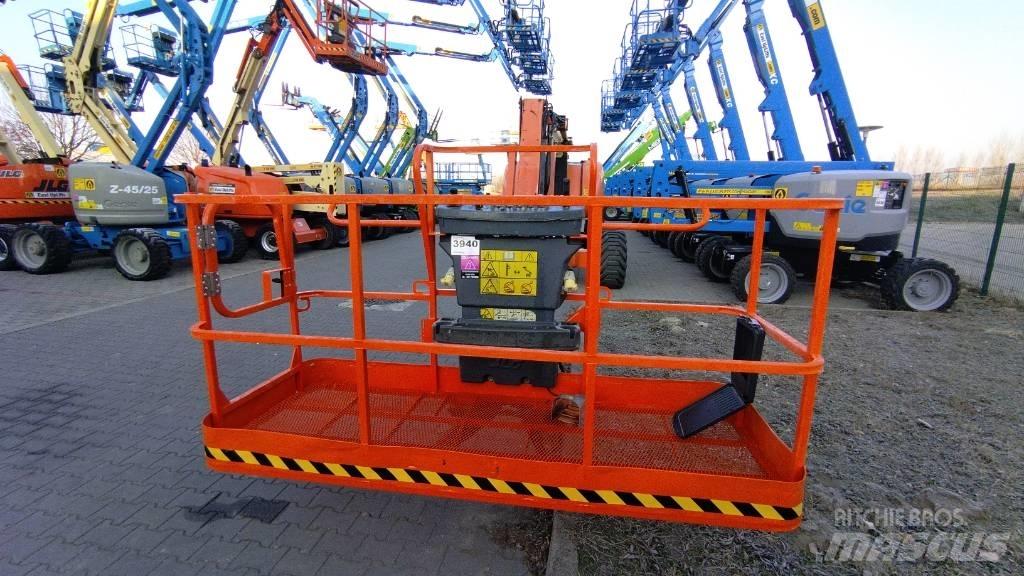 JLG 800 AJ رافعات سلة مفصلية