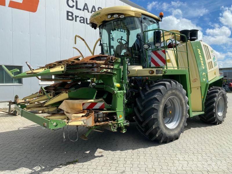 Krone BIG X 700 علافات ذاتية الدفع