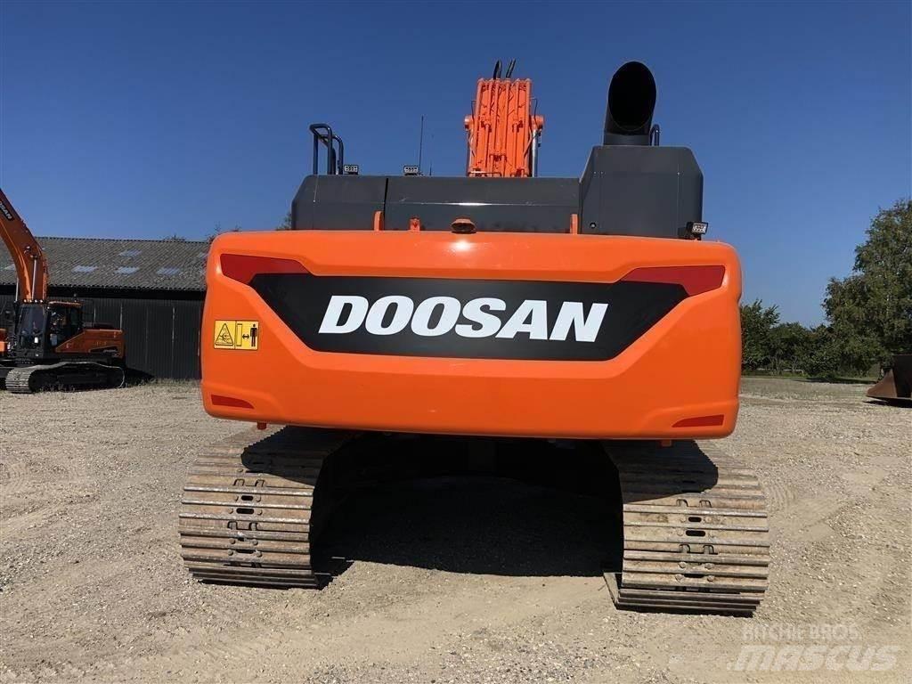 Doosan dx300 حفارات زحافة