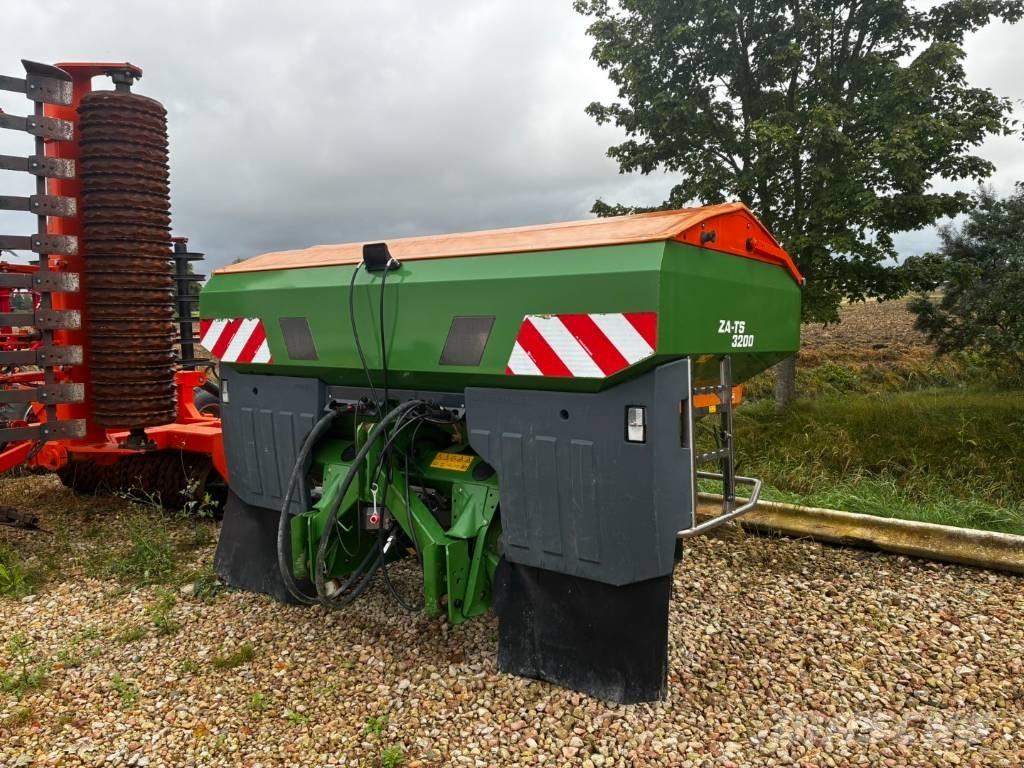 Amazone ZA-TS 3200 معدات فرد المواد المعدنية
