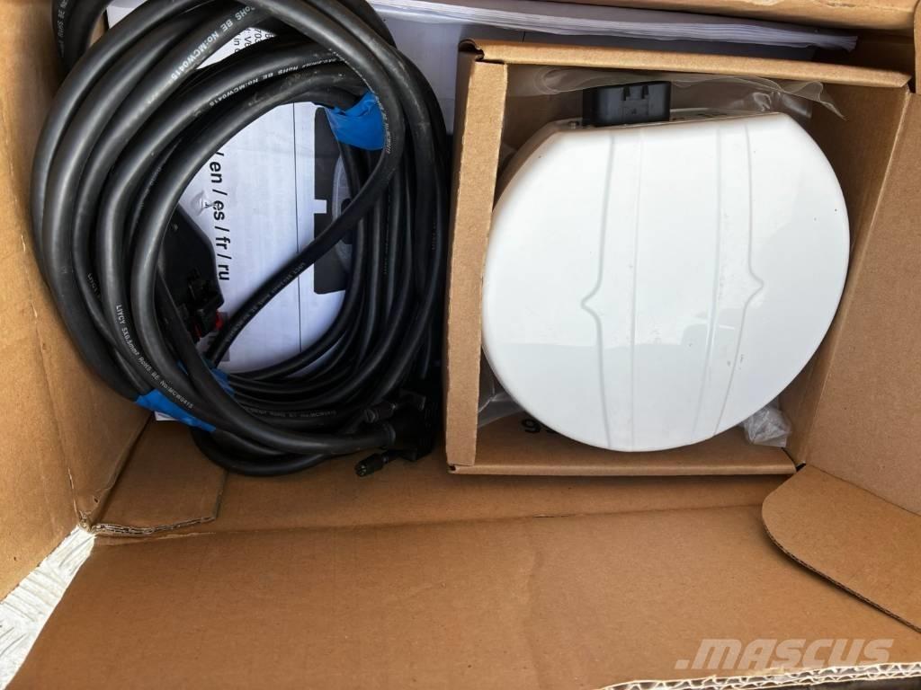 Amazone ZA-TS 3200 معدات فرد المواد المعدنية