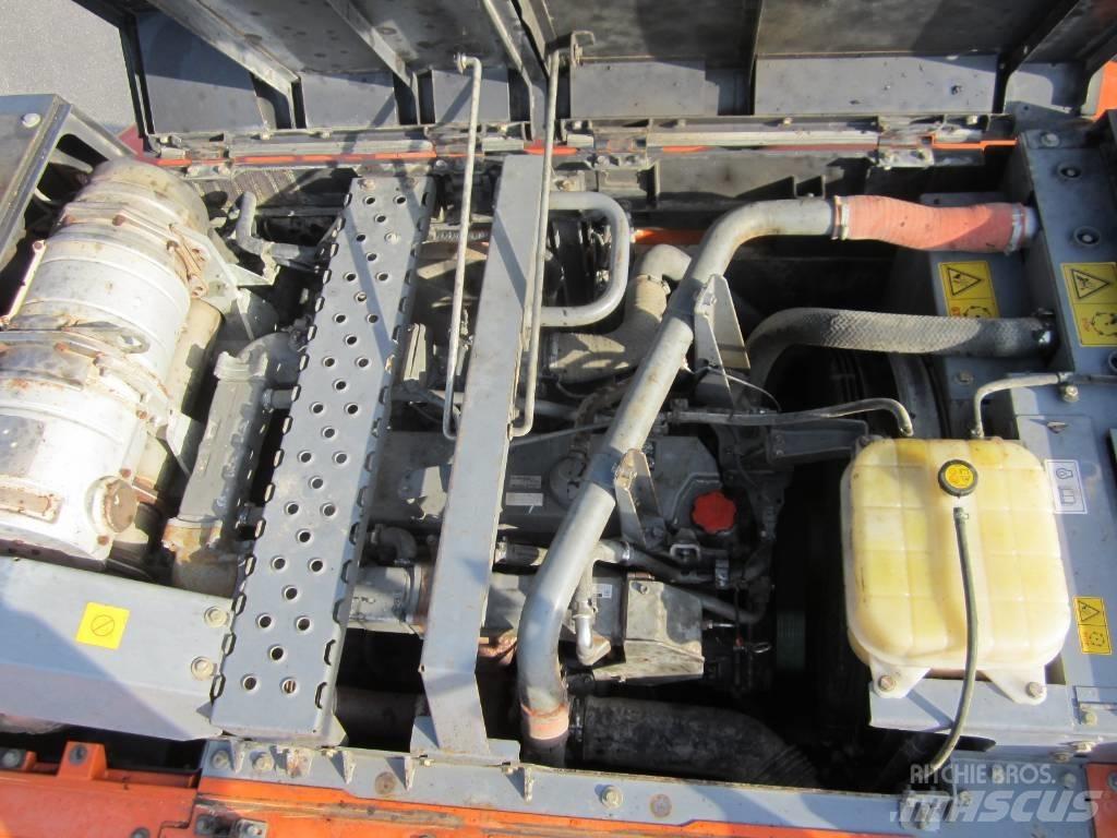 Hitachi ZX 350 LC-6 حفارات زحافة