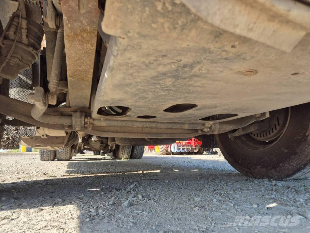 Volvo FH 540 شاحنات أشجار