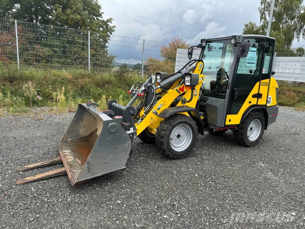 Wacker Neuson WL 250 لوادر بعجل