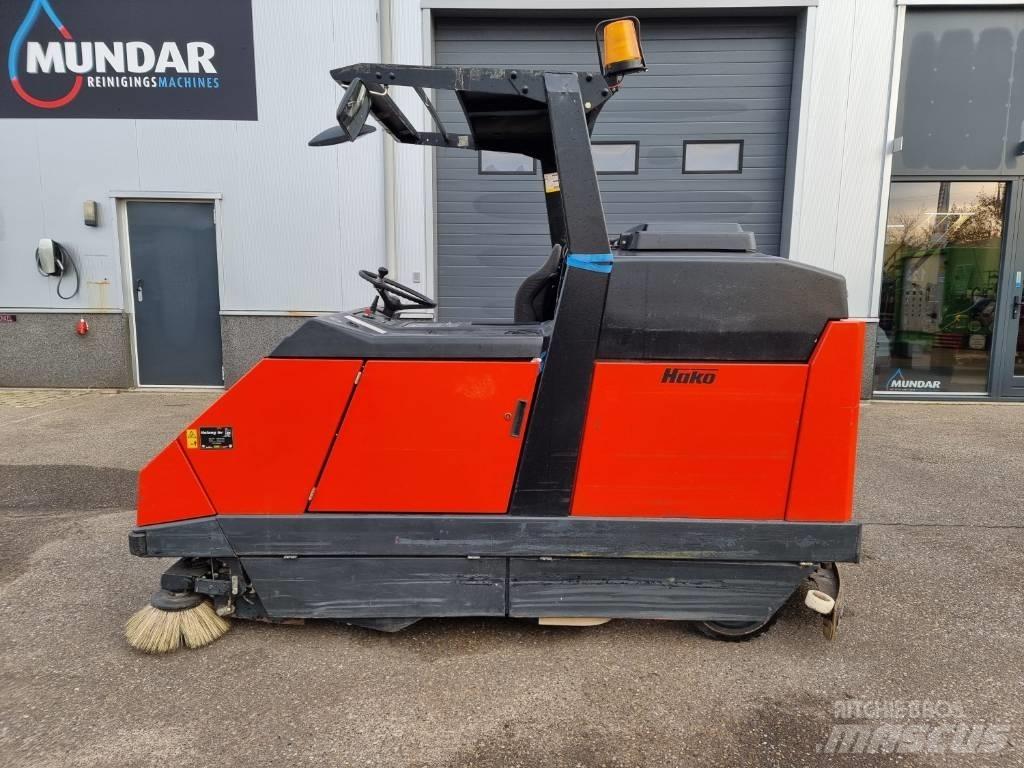 Hako B 1500 كناسات