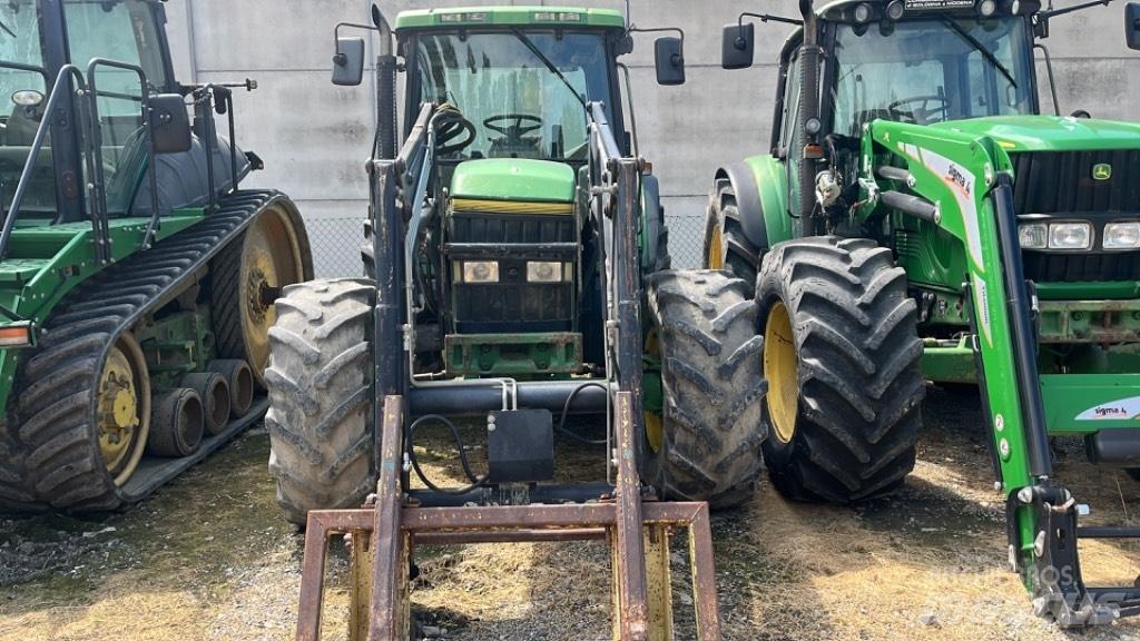 John Deere 6600 الجرارات