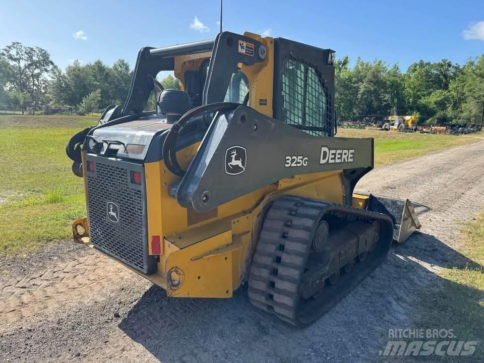 John Deere 325G لوادر انزلاقية التوجيه
