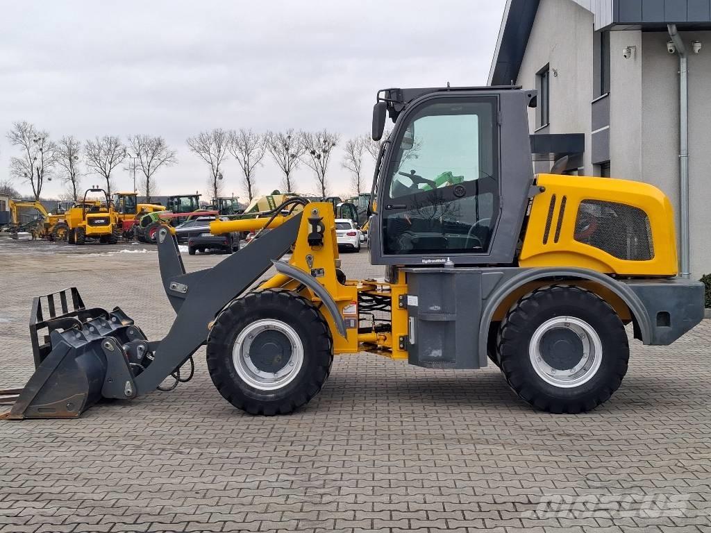 Hytec ZL 20 G لوادر بعجل