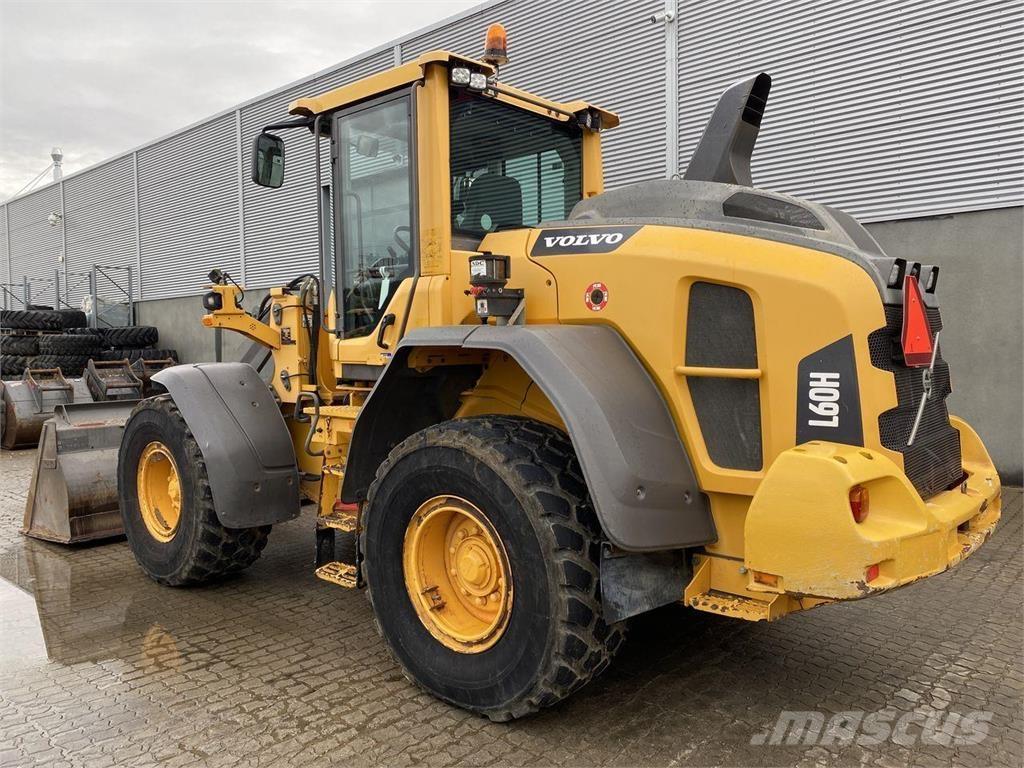 Volvo L60H لوادر بعجل