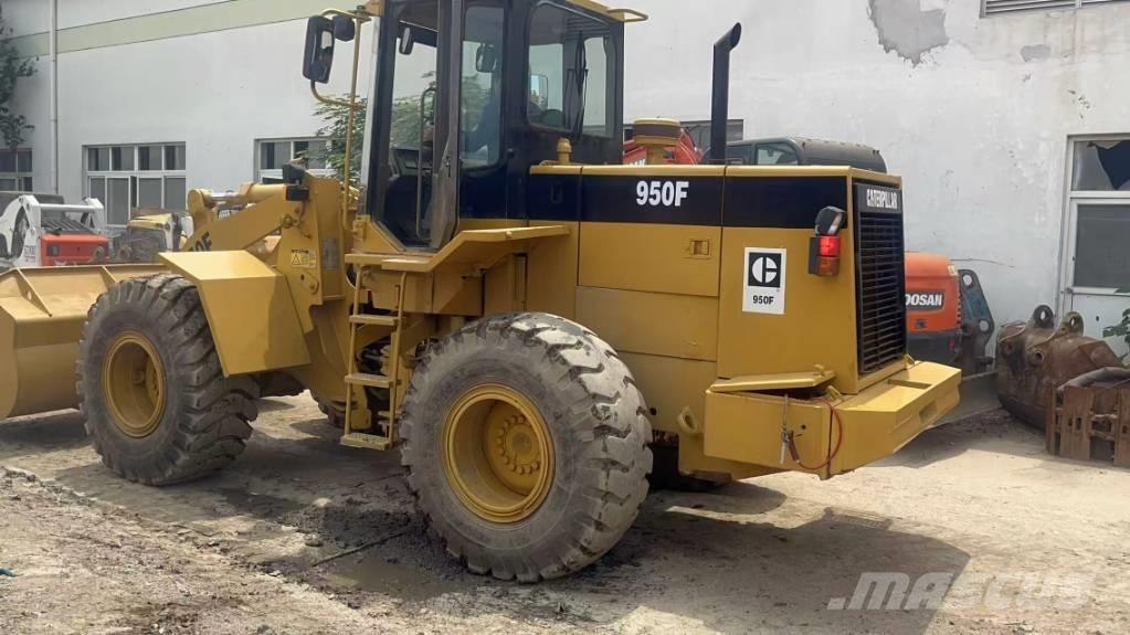 CAT 950 F لوادر بعجل