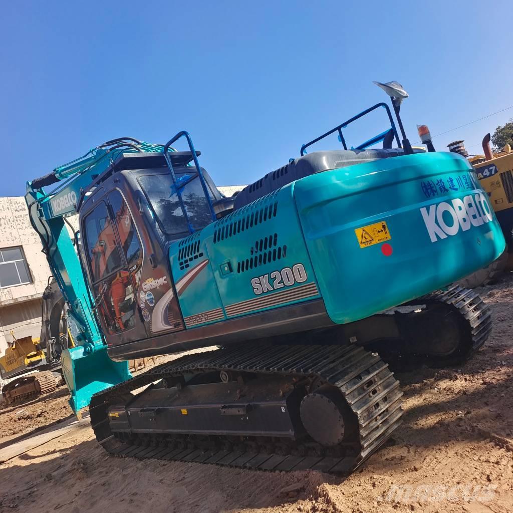 Kobelco SK 200-8 حفارات زحافة