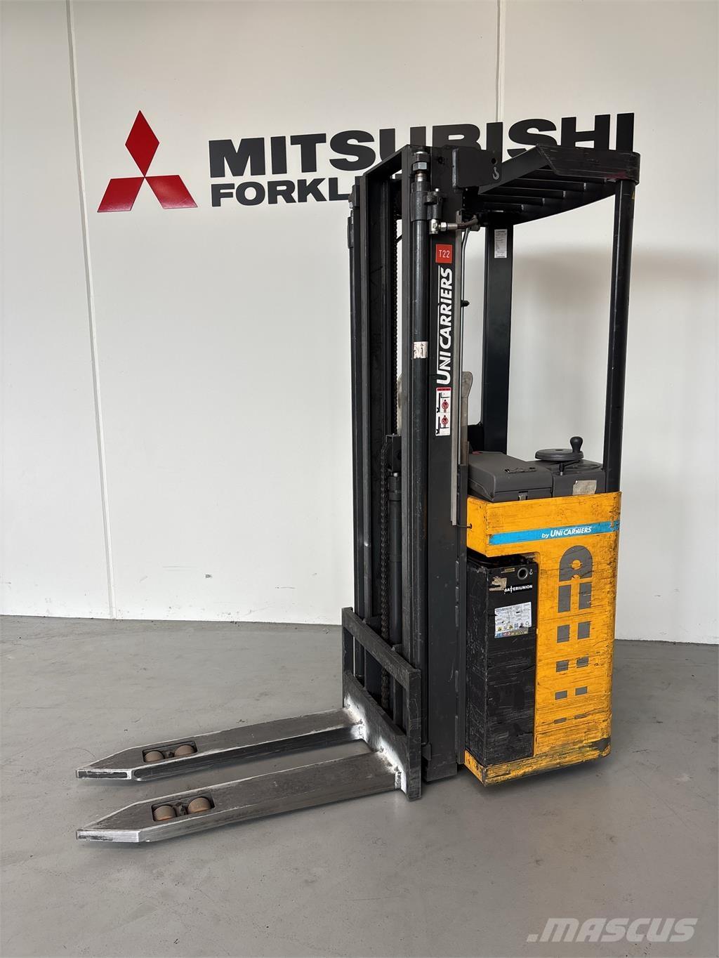 Atlet A160 شاحنات مناولة ذاتية الدفع