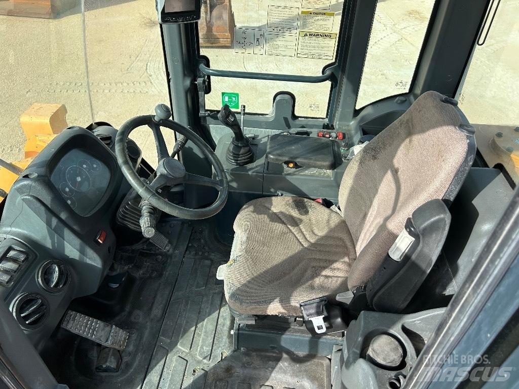 Hyundai HL 757-9 A لوادر بعجل