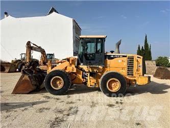 Hyundai HL 757-9 A لوادر بعجل
