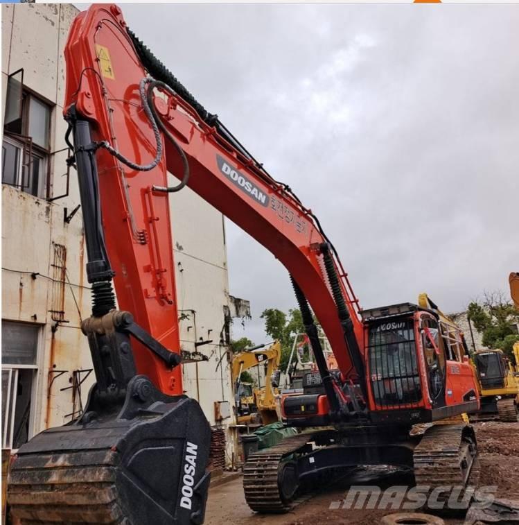 Doosan DX 340 LC حفارات زحافة